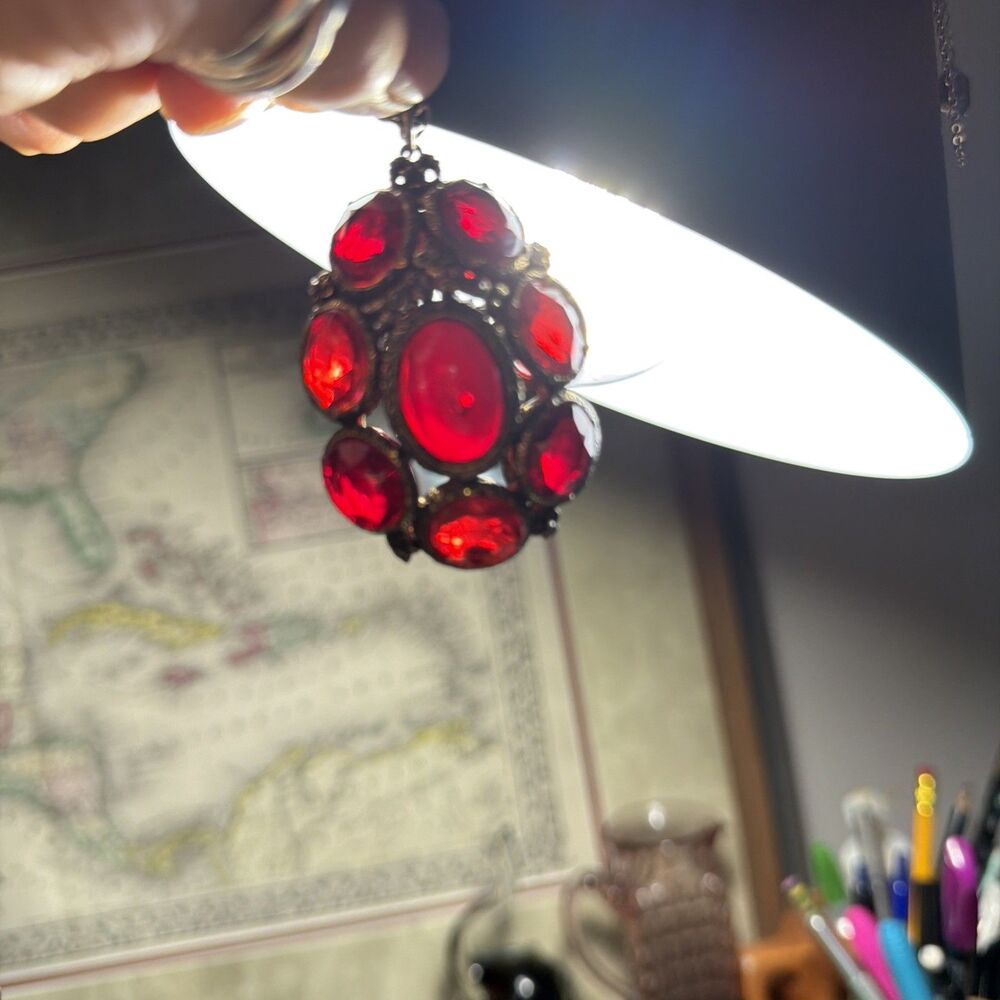 Vtg. Crown Trifari Renaissance Cranberry Glass, Two Sided Necklace